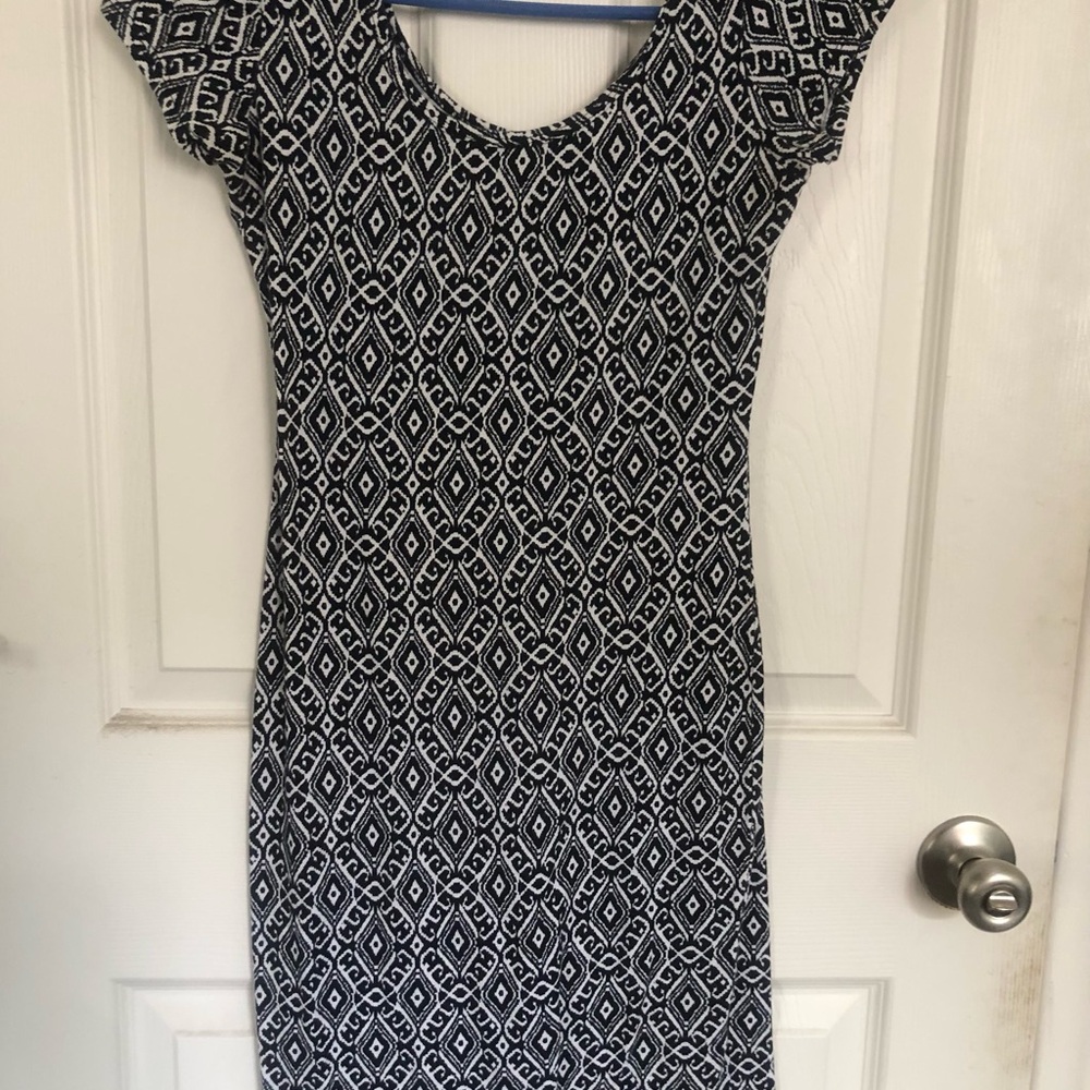 French Atmosphere Black and White Bodycon Midi Dress